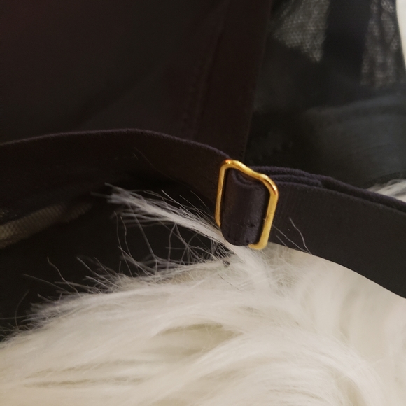 VICTORIA'S SECRET BRA 36D - Picture 4 of 5